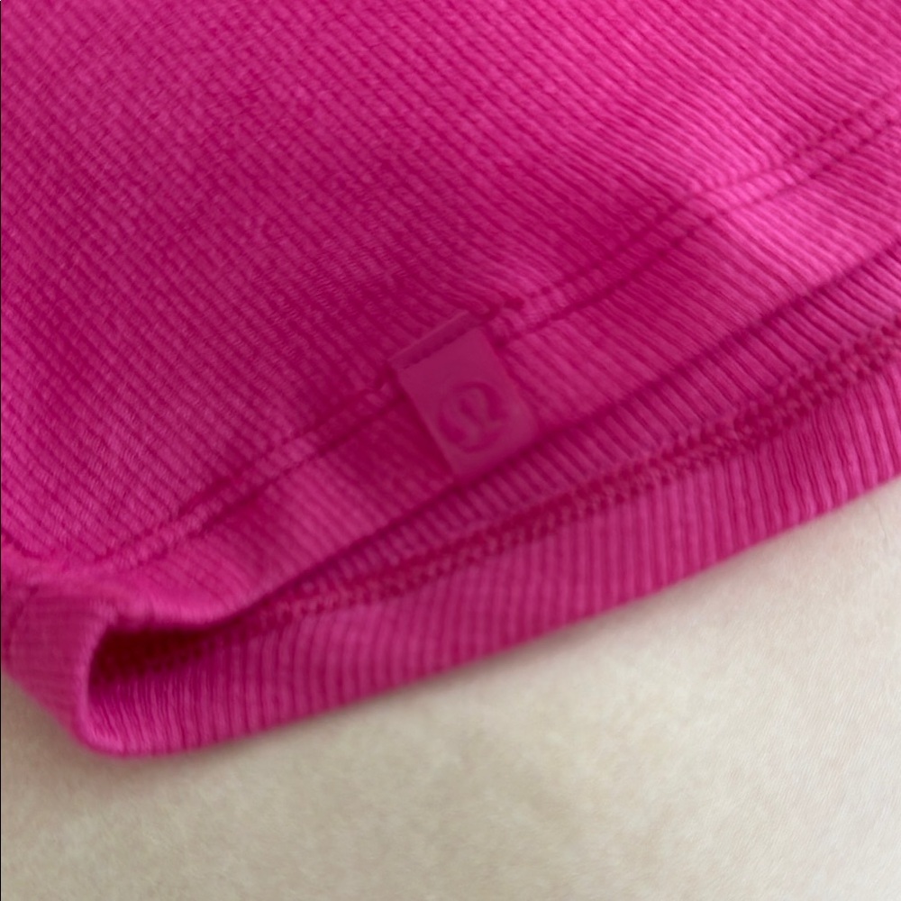 Lululemon Ribbed Crop - Picture 6 of 6
